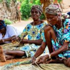 Carnet de voyage au benin en techniques mixtes - afrique de l'ouest